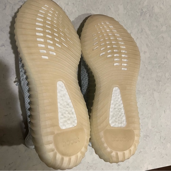 adidas Yeezy Boost 350 V2 Reflective Cloud White Size: 11 Original Box - Picture 12 of 15